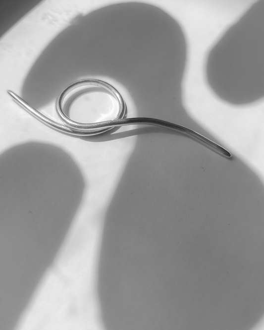 MÍA - Anillo en plata .925 - Dinur Estudio de Joyería